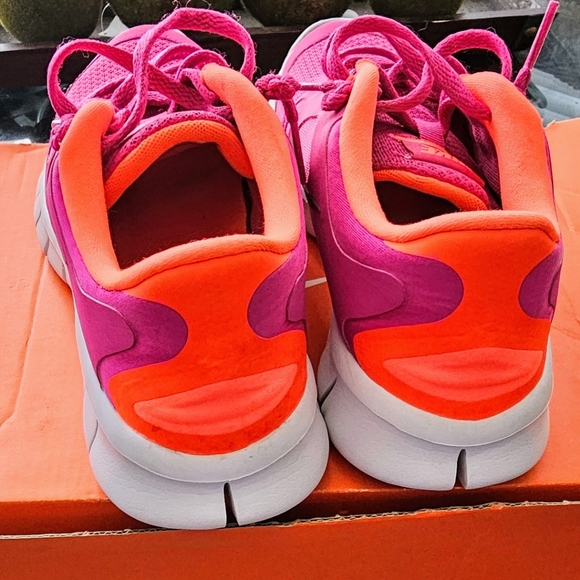 Nike Free 5.0 - Picture 3 of 8